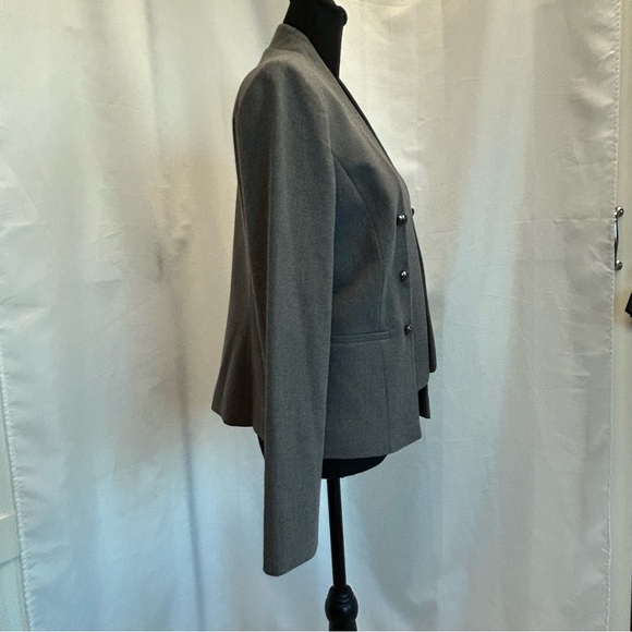 Tahari Arthur S. Levine gray short Blazer open front collarless inverted lapel 6 - Picture 2 of 12